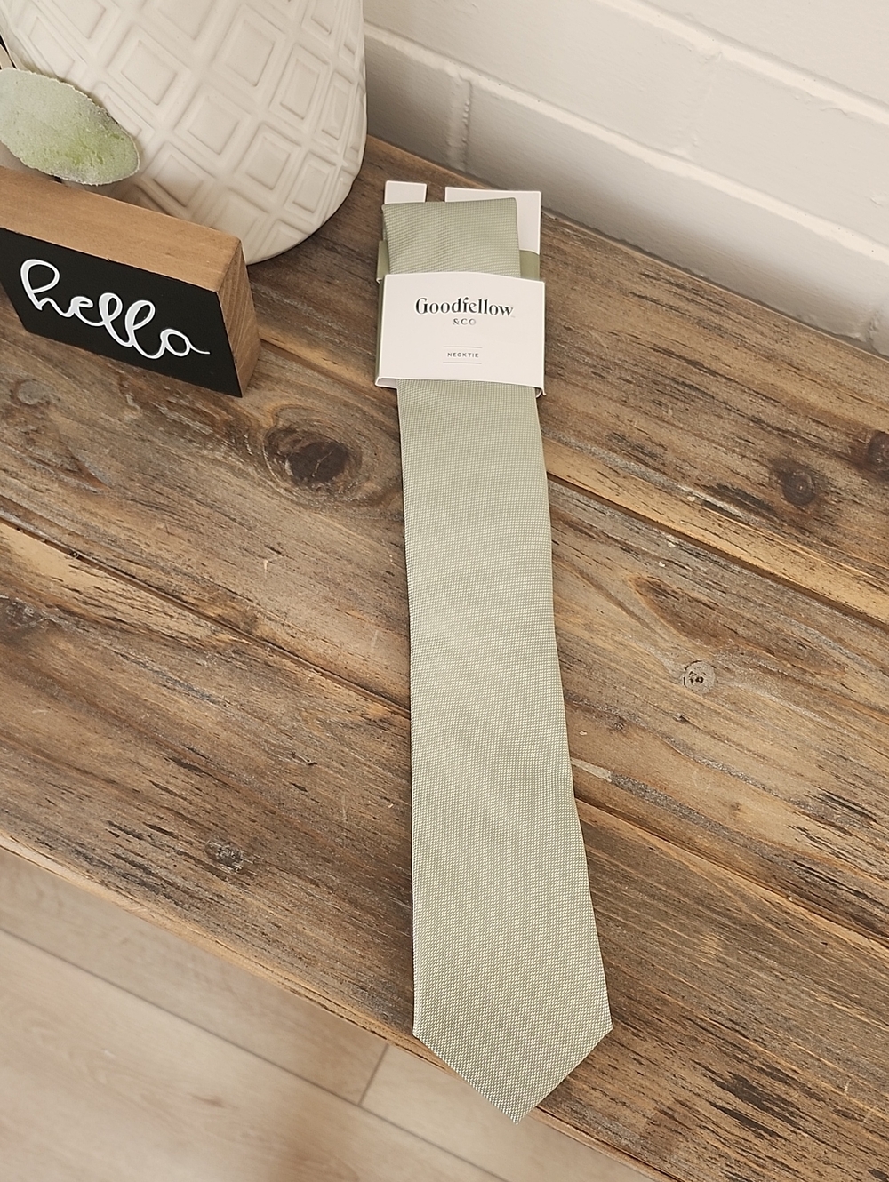 Goodfellow & Co Light Sage Tie in Pale Green